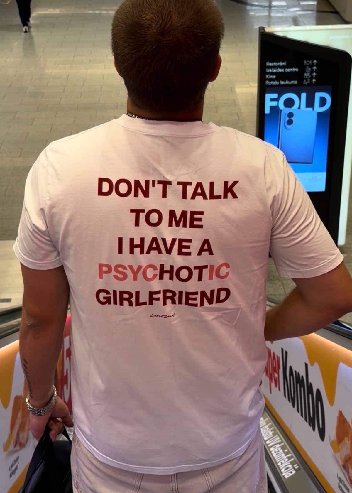 DON'T TALK TO ME I HAVE A PSYC(HOT)IC GIRLFRIEND